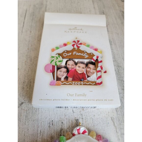 Hallmark our family gingerbread house photo frame ornament Xmas candy - Picture 5 of 5